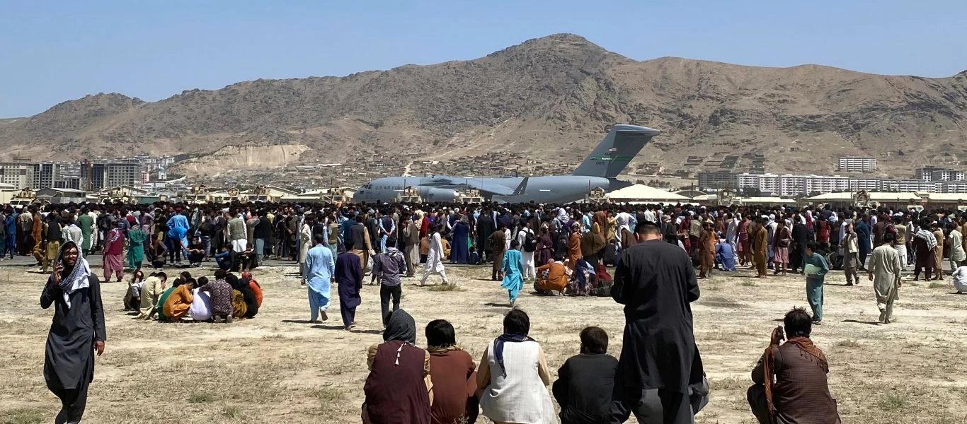 Οι Αφγανοί φυγάδες προτιμούσαν το «λεπίδι» των Ταλιμπαν παρά να εμβολιαστούν: Οι Αμερικανοί τους έδωσαν το Ιvermectin!